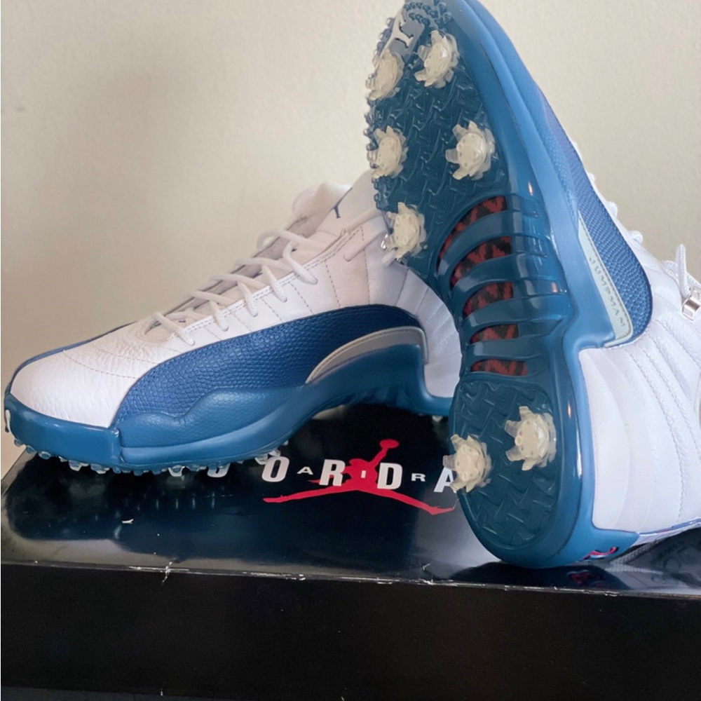 Jordan 11 golf shoe (white & french blue) - Picture 3 of 5